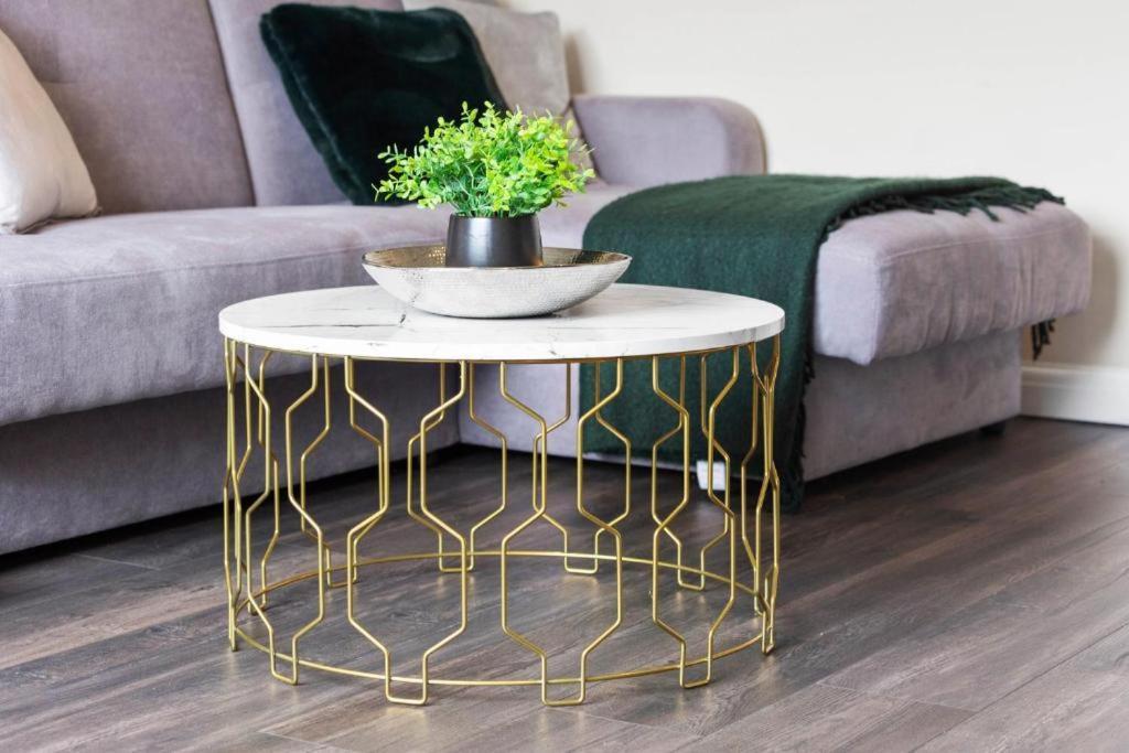 Stylish 3 Bed Edinburgh Abode - Parking And Gardenヴィラ エクステリア 写真